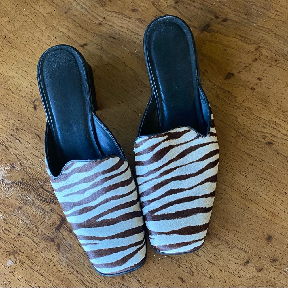 CONNIE Zebra Print Mules